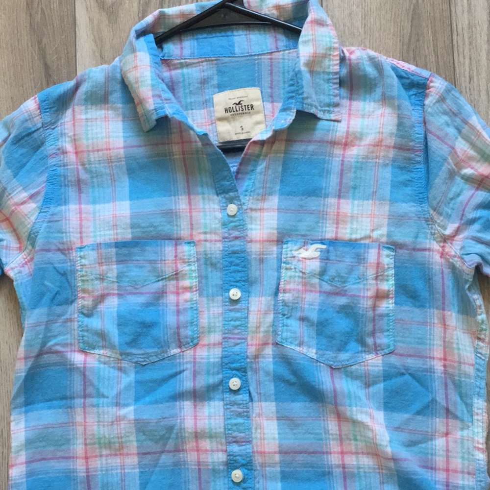 Hollister button down size S